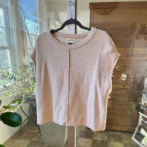 Universal Threads sweater vest